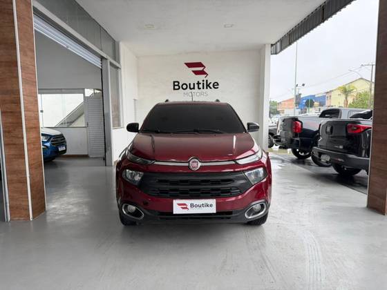 FIAT TORO 1.8 16V EVO FLEX FREEDOM AT6 FIAT TORO 1.8 16V EVO FLEX FREEDOM AT6